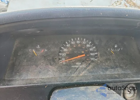 1989 Toyota Pickup 1/2 Ton Short Wheelbase Dlx из США, поврежденный, VIN JT4RN01PXK7006189